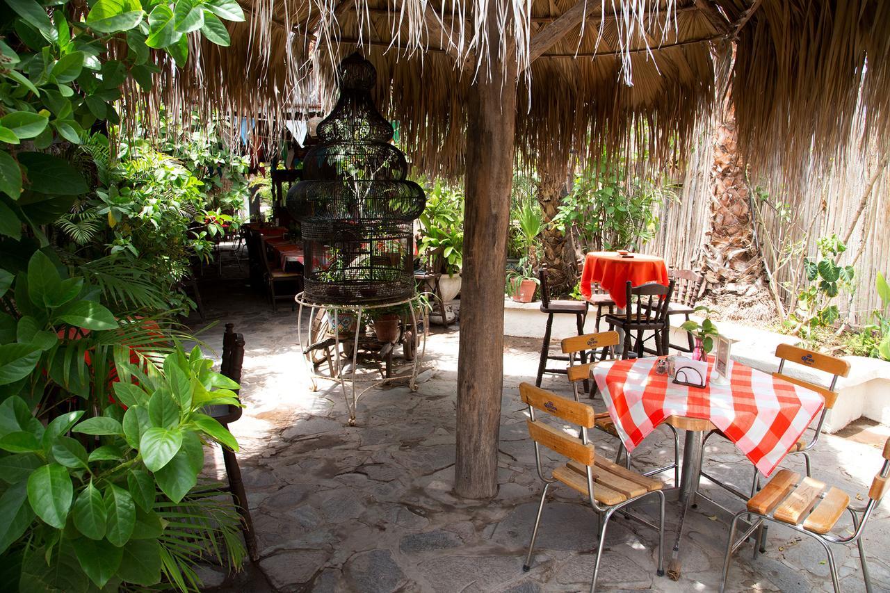 Hotel Historico Las Casitas Мулеге Екстериор снимка